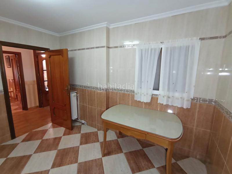 Foto 44e5fadc-ec54-4f59-a844-47b68b1fac8d. Casa amb calefacció aparcament a Tomelloso