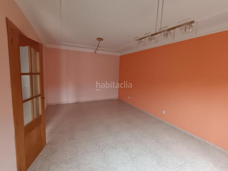 Foto 3e28b50b-e346-4f6d-9f85-75fe3d1e9009. Casa adossada amb calefacció aparcament a Alcolea de Calatrava