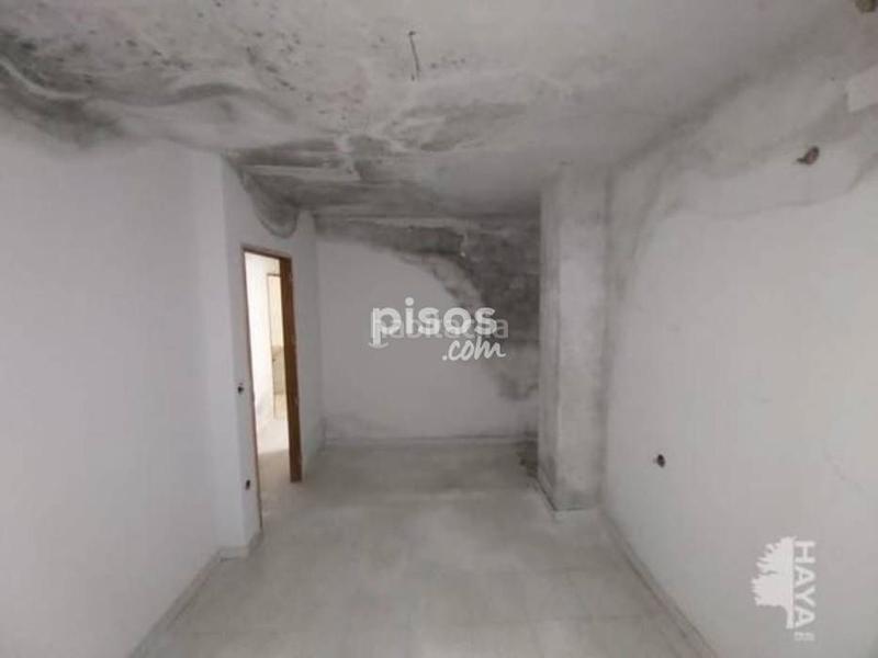 Foto 4e1d91e7-023b-4bd7-9143-29cc29436a86. Casa adossada amb aparcament a Brazatortas