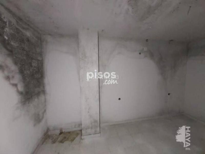 Foto b06aaaf9-7141-4401-8547-c21af524bf06. Casa adossada amb aparcament a Brazatortas
