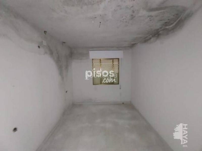Foto e870e9c2-cb7c-4b29-bf27-4b0d628b763f. Casa adossada amb aparcament a Brazatortas