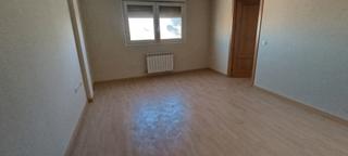 Flat  Calle el bonillo. 2 dormitorios 2 baños