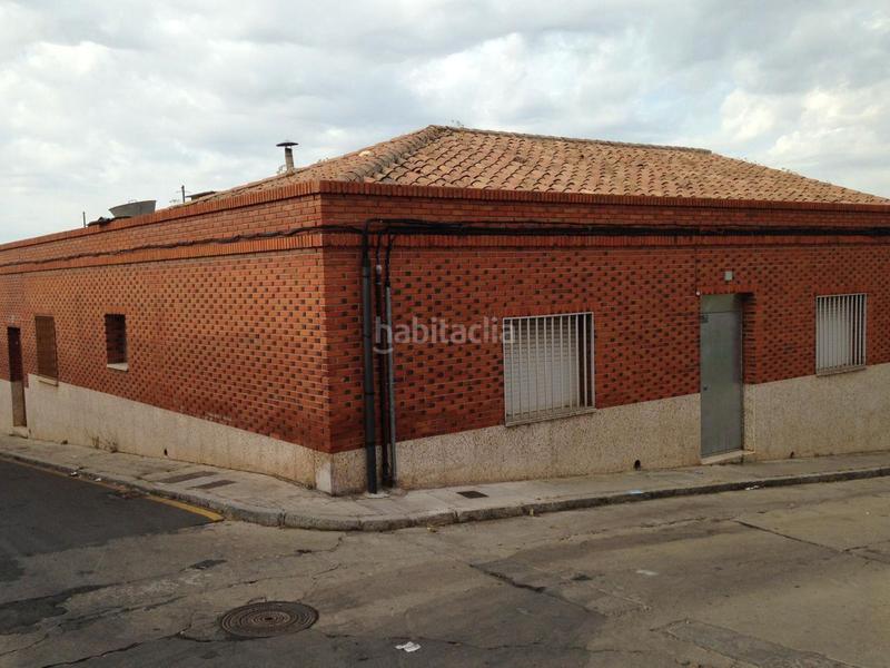 Foto e0364bad-431f-4e3c-b4ca-cdbcea68c429. Maison jumelée dans Centro Puertollano