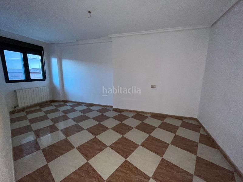 Foto 24d9cceb-3262-4001-b6ca-874c2bab4f95. Appartement dans calle san antón 18 dans Manzanares