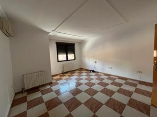Flat in Calle san antón 18. Piso en venta en manzanares en c/ san anrón 10, 1º e