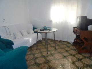 Appartement  Calle carrión. Piso de renta libre con garaje incluido en el precio