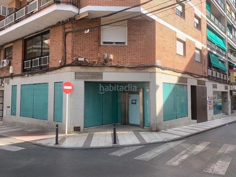 Foto 56c35f08-a415-42bd-a8c6-6f26e329f1d8. Affitto locale commerciale in plaza constitución s/n in Puertollano