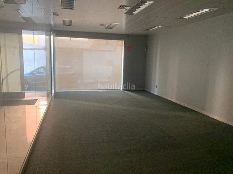 Foto 201a92fa-ca3f-43a4-9d0a-982b721416d9. Alquiler local comercial en plaza constitución s/n ¡oportunidad única para tu negocio! en Puertollano