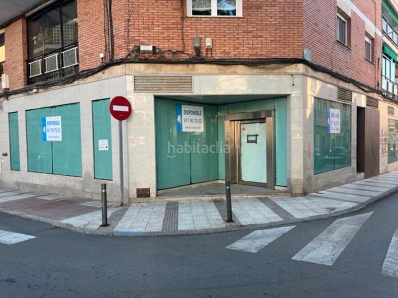 Foto 7748cb4a-cf69-4f59-9bff-a52a401b90e6. Alquiler local comercial en plaza constitución s/n ¡oportunidad única para tu negocio! en Puertollano