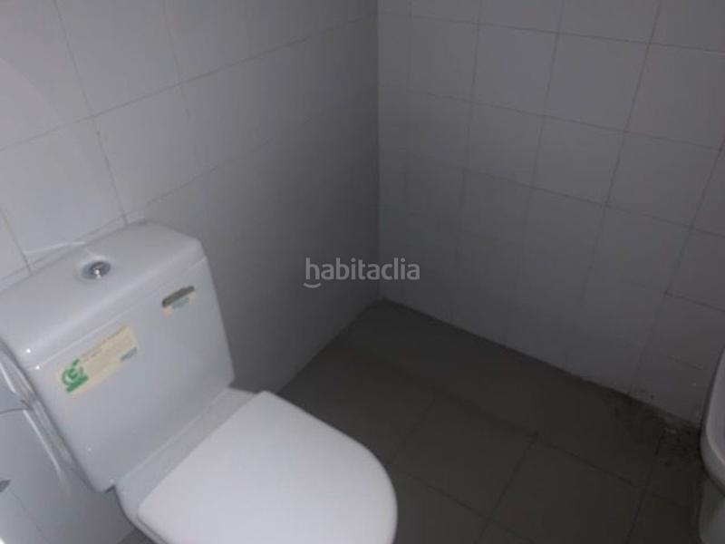 Foto 841fc8f4-35dc-4780-8477-1b7476ae17c2. Alquiler local comercial en plaza constitución s/n ¡oportunidad única para tu negocio! en Puertollano