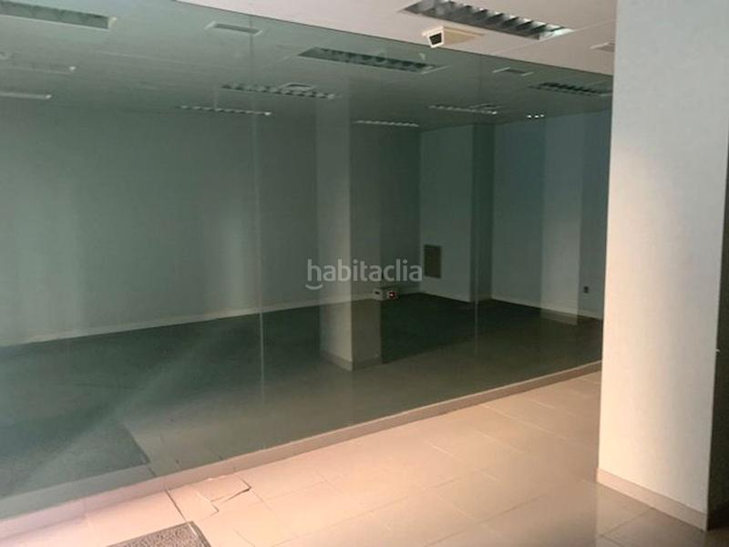 Foto b9c229a3-ac03-43ad-abd5-0e2d9597ca09. Lloguer local comercial a plaza constitución s/n a Puertollano
