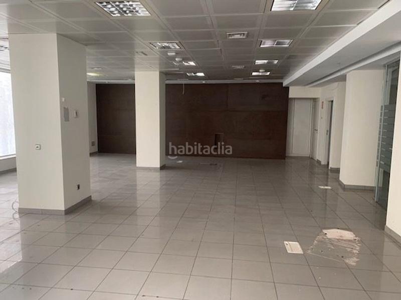 Foto eb0f3351-de2b-480e-a74e-50287c75eccc. Location local commercial dans plaza constitución s/n dans Puertollano