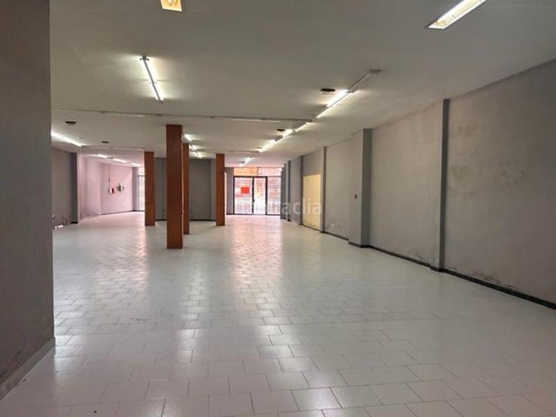 Foto 90e29192-9890-43e9-aa20-aa08c26bb2a6. Lloguer local comercial a Centro Puertollano
