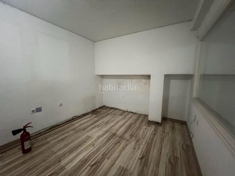 Foto 395c38a4-cf77-46fc-b4fb-eb79bfeb7602. Lloguer local comercial a Centro Puertollano