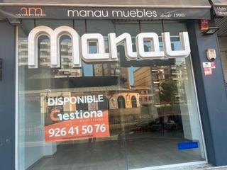 Business premise in Paseo de San Gregorio