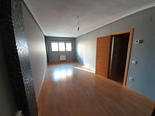 Appartement  Calle calveros. Piso en venta en puertollano renta libre