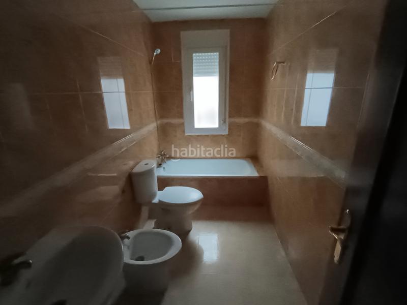 Foto 7a2855a6-ce65-4b66-9cd6-0bc22473ebbe. Appartamento con riscaldamento parcheggio in Daimiel