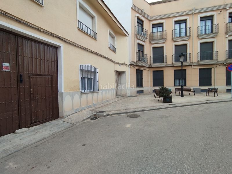 Foto b4681d5f-2b1a-42d3-8b47-e93dcbc56027. Haus in calle ángel izquierdo 31 in Tomelloso