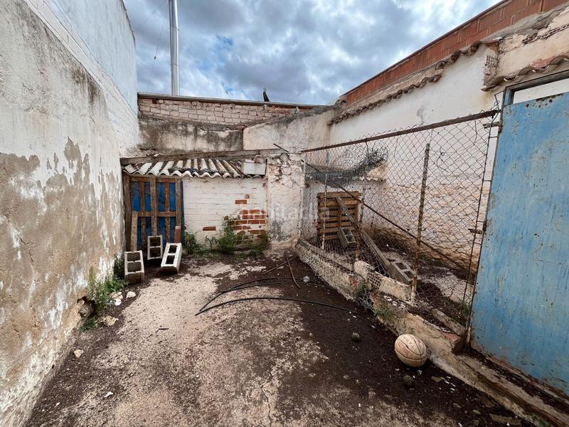 Foto 2efdf98b-299e-4771-afdb-6ed48f5b5e8f. Casa amb aparcament a Tomelloso