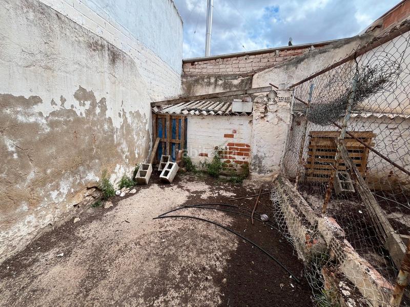 Foto 7daf3110-3f30-48a0-ab5b-13b7e5abcd35. Casa amb aparcament a Tomelloso