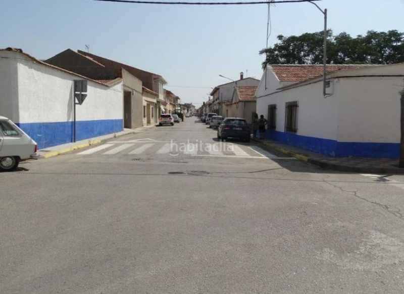 Foto b3822bd9-a4fb-4ed3-9c9a-f02ac60e28f0. Local comercial a Pedro Muñoz