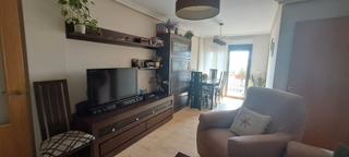 Appartement  Calle palomar. Piso amplio y luminoso c/ cochera y trastero