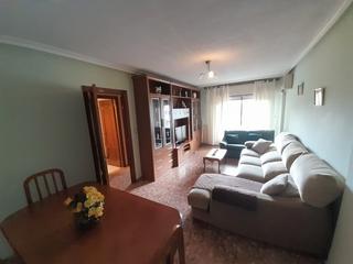 Pis  Carretera de almodóvar. Piso en venta 4 habitaciones con posibilidad de cochera cerrada
