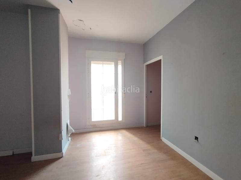 Foto 246f9db3-074f-453a-ab39-9cee34049779. Local commercial dans calle campo 31 dans Tomelloso