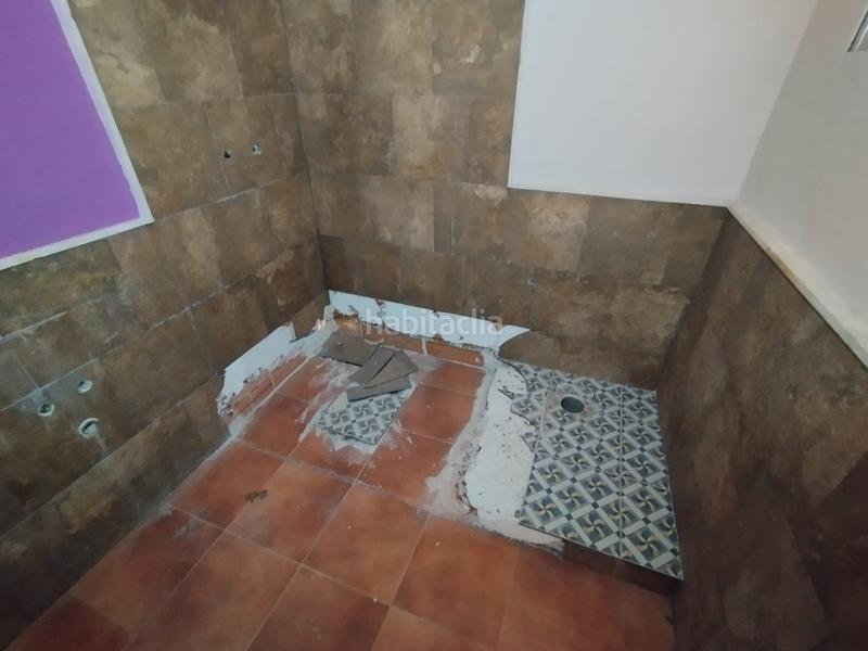 Foto 6f9309e4-abf2-409b-b8b8-3d0db7984ac2. Local commercial dans calle campo 31 dans Tomelloso