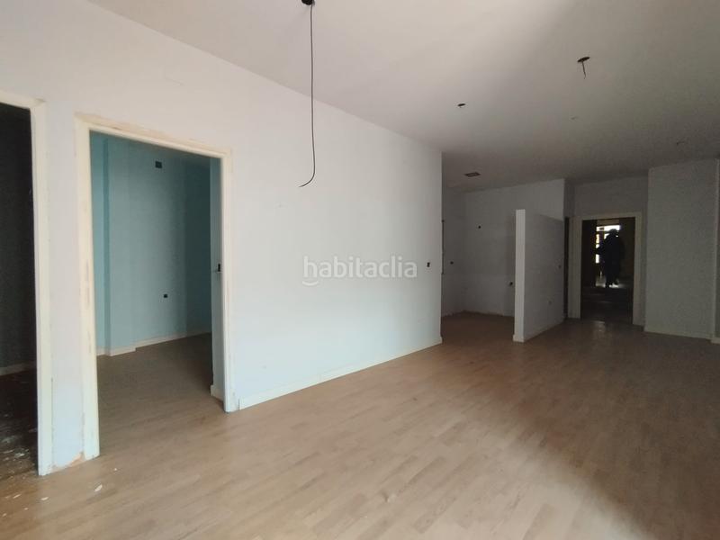 Foto fcfb4e4f-baa6-4780-915a-310467467cb8. Local commercial dans calle campo 31 dans Tomelloso