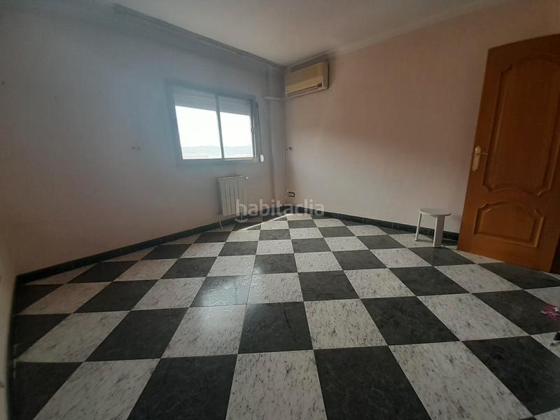 Foto 4e6e9c03-5f81-42a0-840b-16053bea9d68. Flat with heating in Centro Puertollano