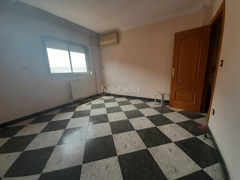 Foto 5b9d0f33-1336-4585-a664-35b3f499885e. Flat with heating in Centro Puertollano