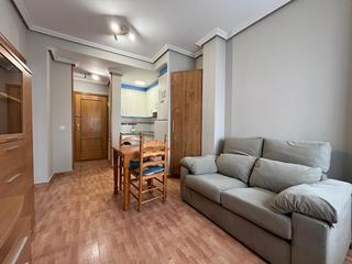 Apartament  Calle del pintor francisco carretero. Fantastico apartamento para entrar a vivir en calle francisco ca