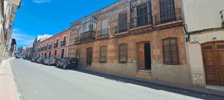 Casa  Calle ramón y cajal. Casa grande para reformar