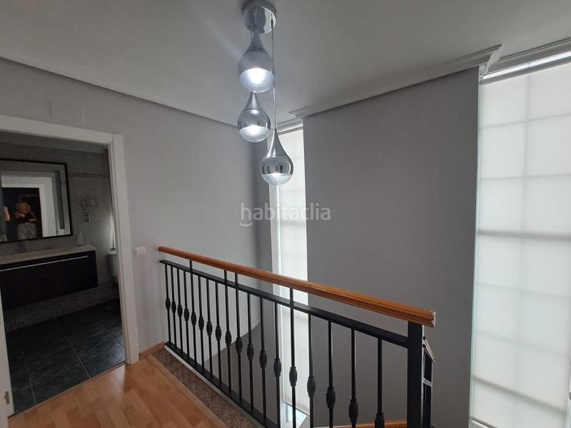 Foto 13000bd6-bdb9-4b03-a077-43c7d8ed7efb. Casa con riscaldamento parcheggio piscina in PAU 2-600 Puertollano