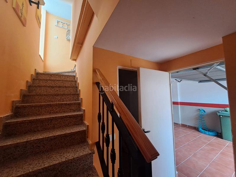 Foto 29a89955-ac6d-42c2-8a46-f027fed692b5. Casa con riscaldamento parcheggio piscina in PAU 2-600 Puertollano