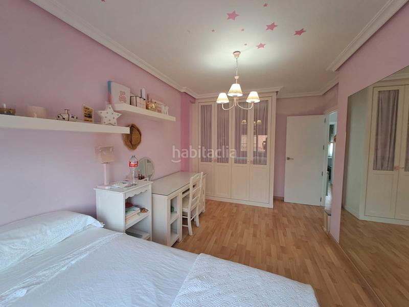 Foto 3bc45a04-2afd-47fc-b44c-e026542d18ff. Casa con riscaldamento parcheggio piscina in PAU 2-600 Puertollano