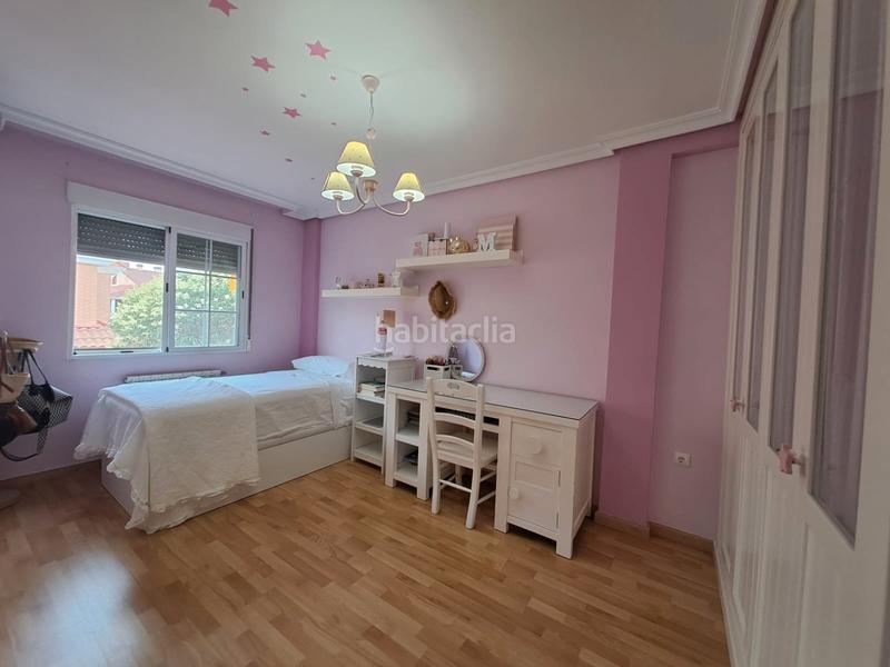 Foto 42de7eca-f8a5-4ad2-ad1e-92b95625123a. Casa con riscaldamento parcheggio piscina in PAU 2-600 Puertollano