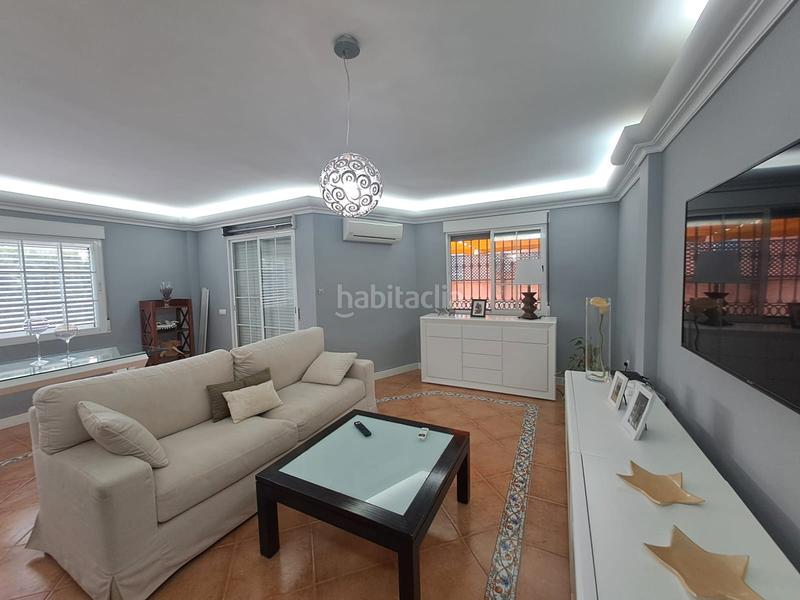 Foto 6cb75e5d-6b49-4c5f-ae86-9aca8e430b0a. Casa con riscaldamento parcheggio piscina in PAU 2-600 Puertollano