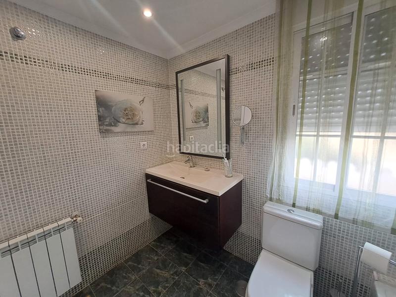 Foto 731b7b75-6eab-43f2-8bfa-48220ed2a472. Casa con riscaldamento parcheggio piscina in PAU 2-600 Puertollano