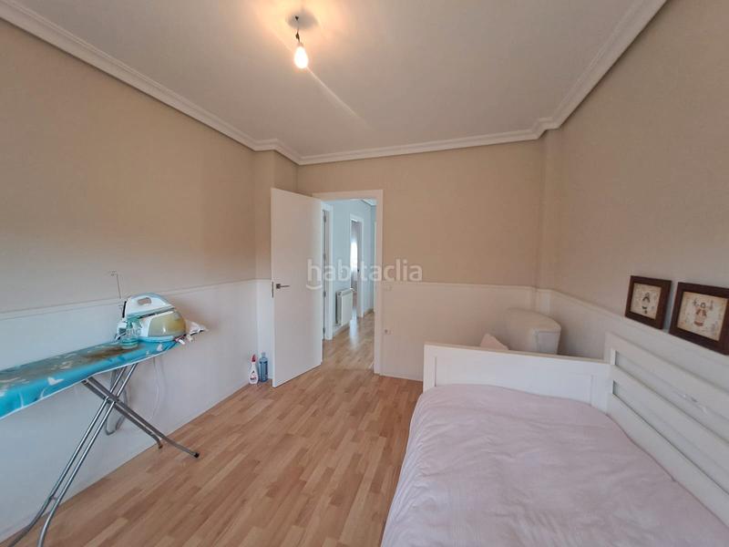 Foto 8be57aee-2a7d-4bc8-b610-3127fd506a05. Casa con riscaldamento parcheggio piscina in PAU 2-600 Puertollano