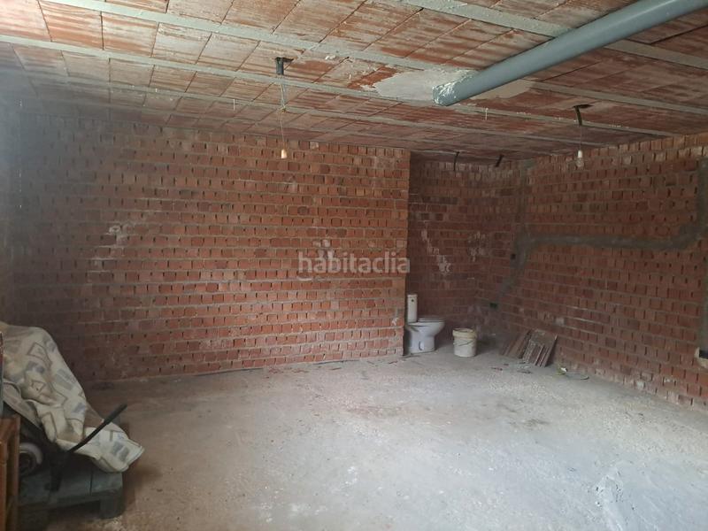 Foto 9445e43e-205d-4776-8405-5dd8d3c0c131. Casa con riscaldamento parcheggio piscina in PAU 2-600 Puertollano