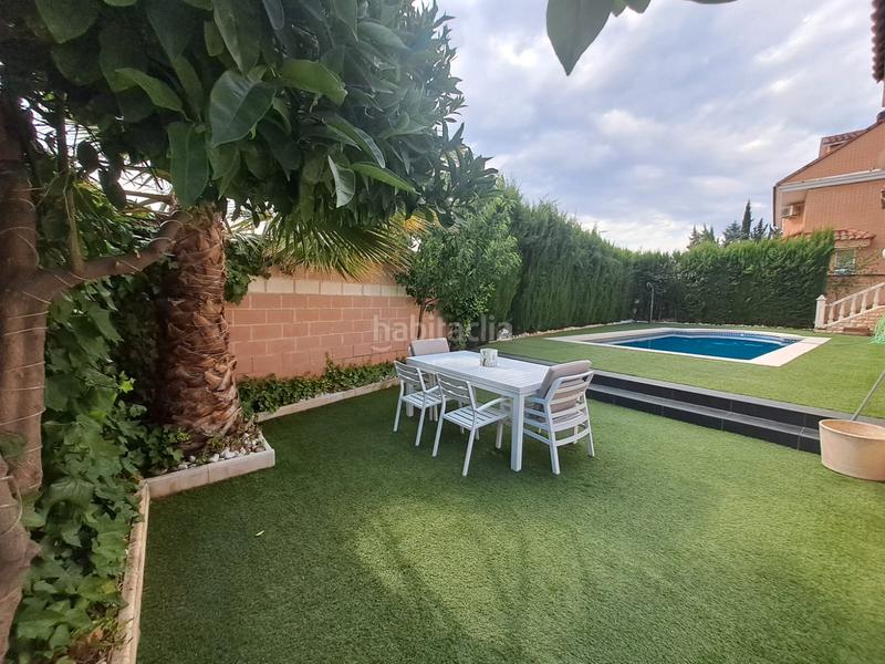 Foto 9880b67b-8ef9-4949-ad71-c44591083f4d. Casa con riscaldamento parcheggio piscina in PAU 2-600 Puertollano