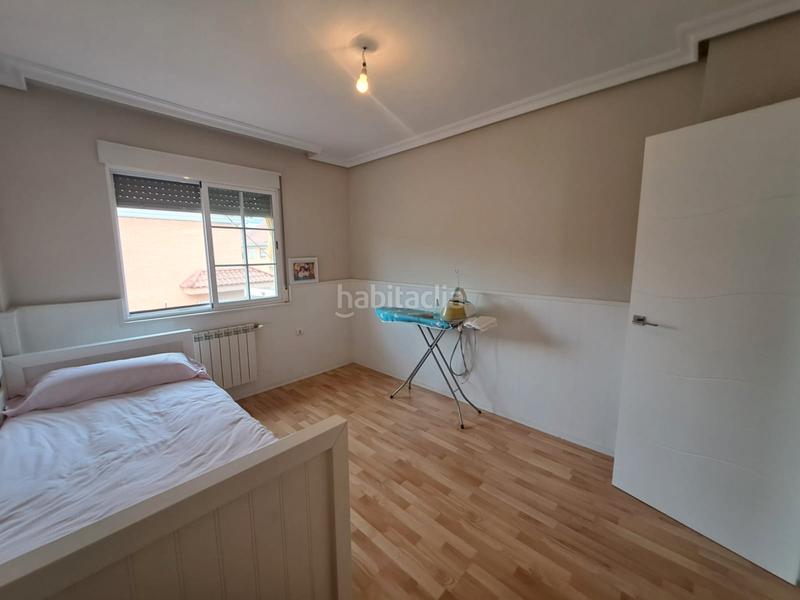 Foto e0dd326e-a6fc-4ab7-a150-f0617e8562e5. Casa con riscaldamento parcheggio piscina in PAU 2-600 Puertollano