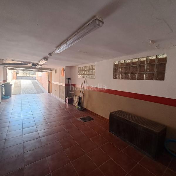 Foto fd36ed1f-e3f0-4c68-8732-47a17eabdf21. Casa con riscaldamento parcheggio piscina in PAU 2-600 Puertollano