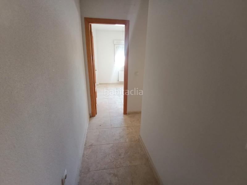 Foto 3c7760e9-b6cd-4048-b763-71dd53926f60. Piso en calle quevedo 3 piso de 3 dormitorios en buena zona en la localidad en Socuéllamos