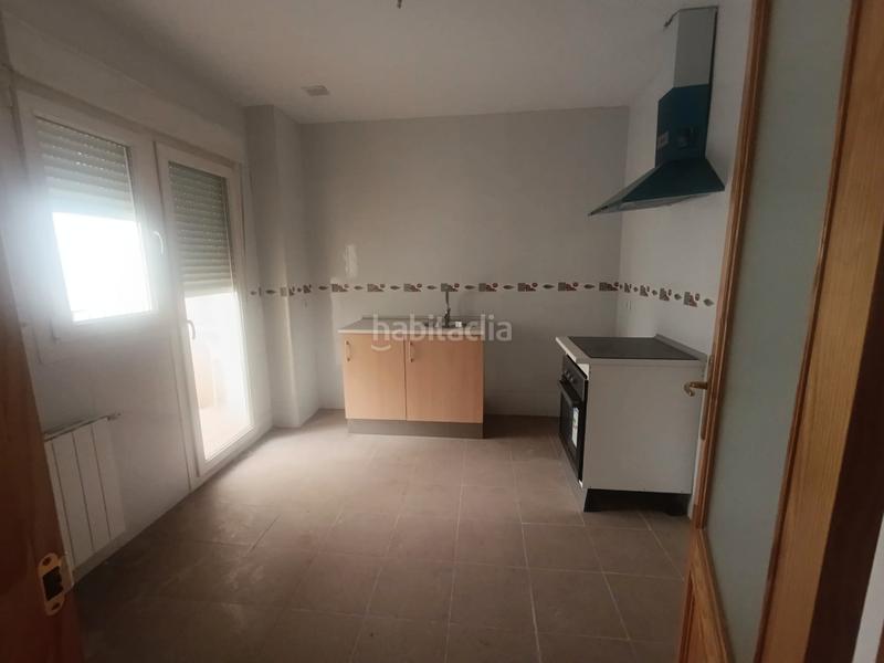Foto 65da943a-21e1-4b16-8ddc-bfb51b9e4037. Piso en calle quevedo 3 piso de 3 dormitorios en buena zona en la localidad en Socuéllamos