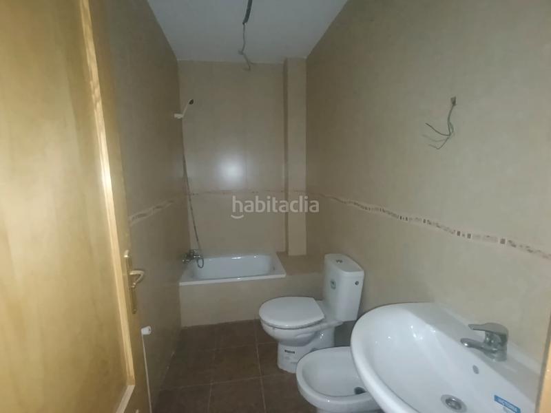 Foto bca18498-a00d-4e98-acbe-bde851def10f. Piso en calle quevedo 3 piso de 3 dormitorios en buena zona en la localidad en Socuéllamos