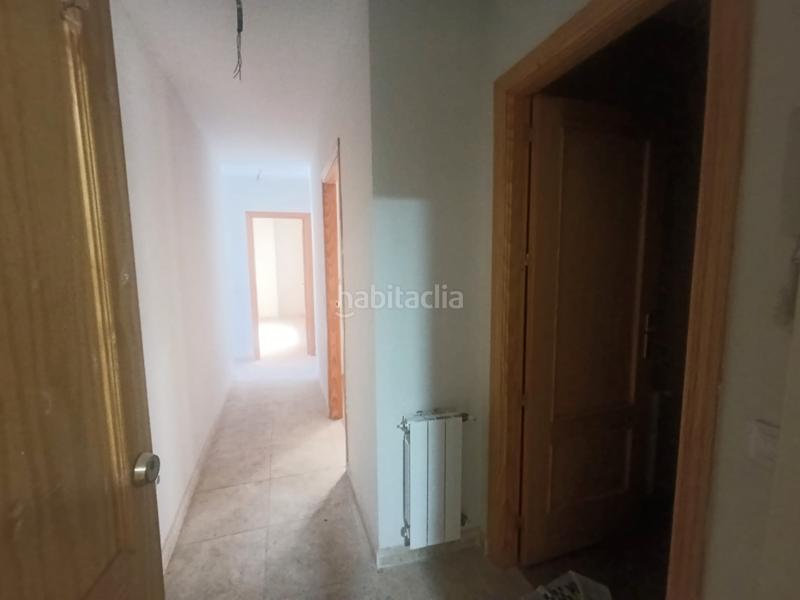 Foto c98639be-b60a-4e0a-8822-1b0998816e67. Piso en calle quevedo 3 piso de 3 dormitorios en buena zona en la localidad en Socuéllamos