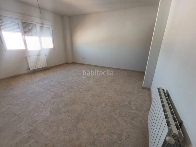 Foto ca2a0106-3f2d-4773-a275-a1f3bd111636. Piso en calle quevedo 3 piso de 3 dormitorios en buena zona en la localidad en Socuéllamos